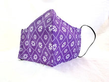 Load image into Gallery viewer, Geometric Diamond Shape - White Daisies on Purple Mask